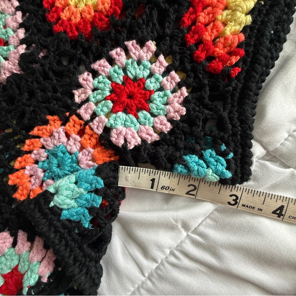 Papaya Crochet Granny Square Halter Top & Shorts Set – Black/Multi – Size M/L - Picture 9 of 14